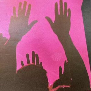 concert mains levées