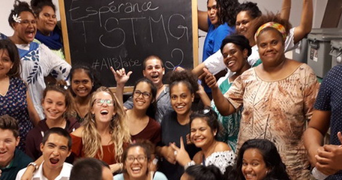 La classe STMG Numérique et les jeunes de la paroisse au Loto