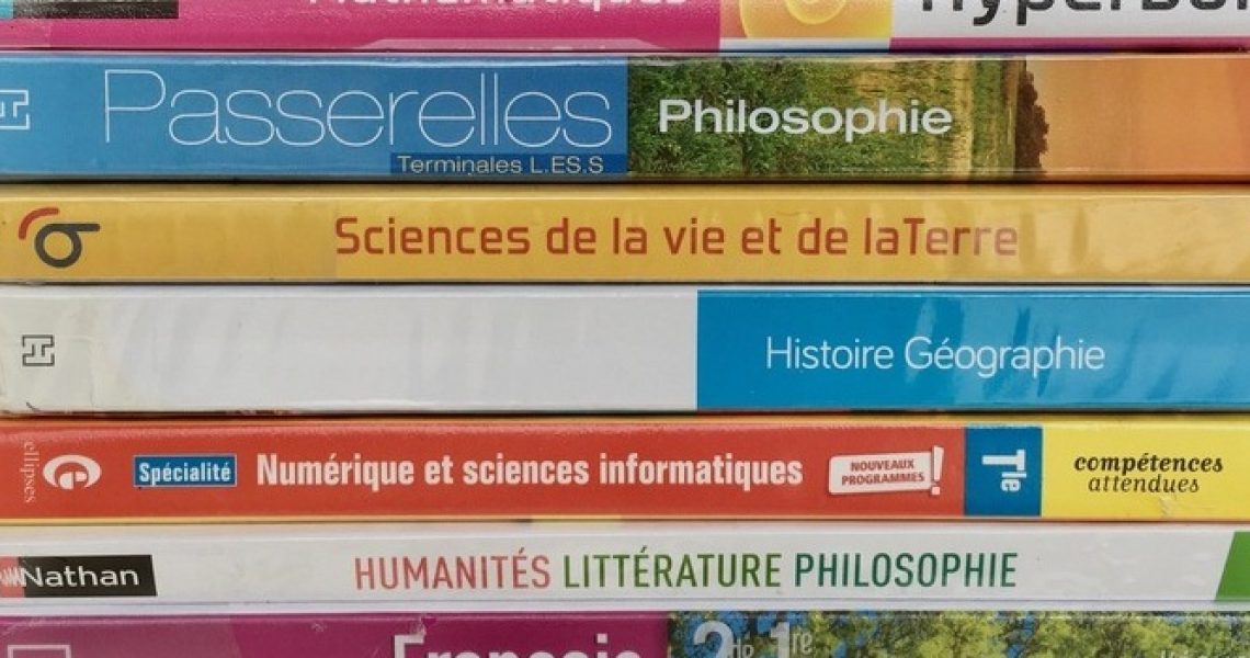 Manuels scolaires